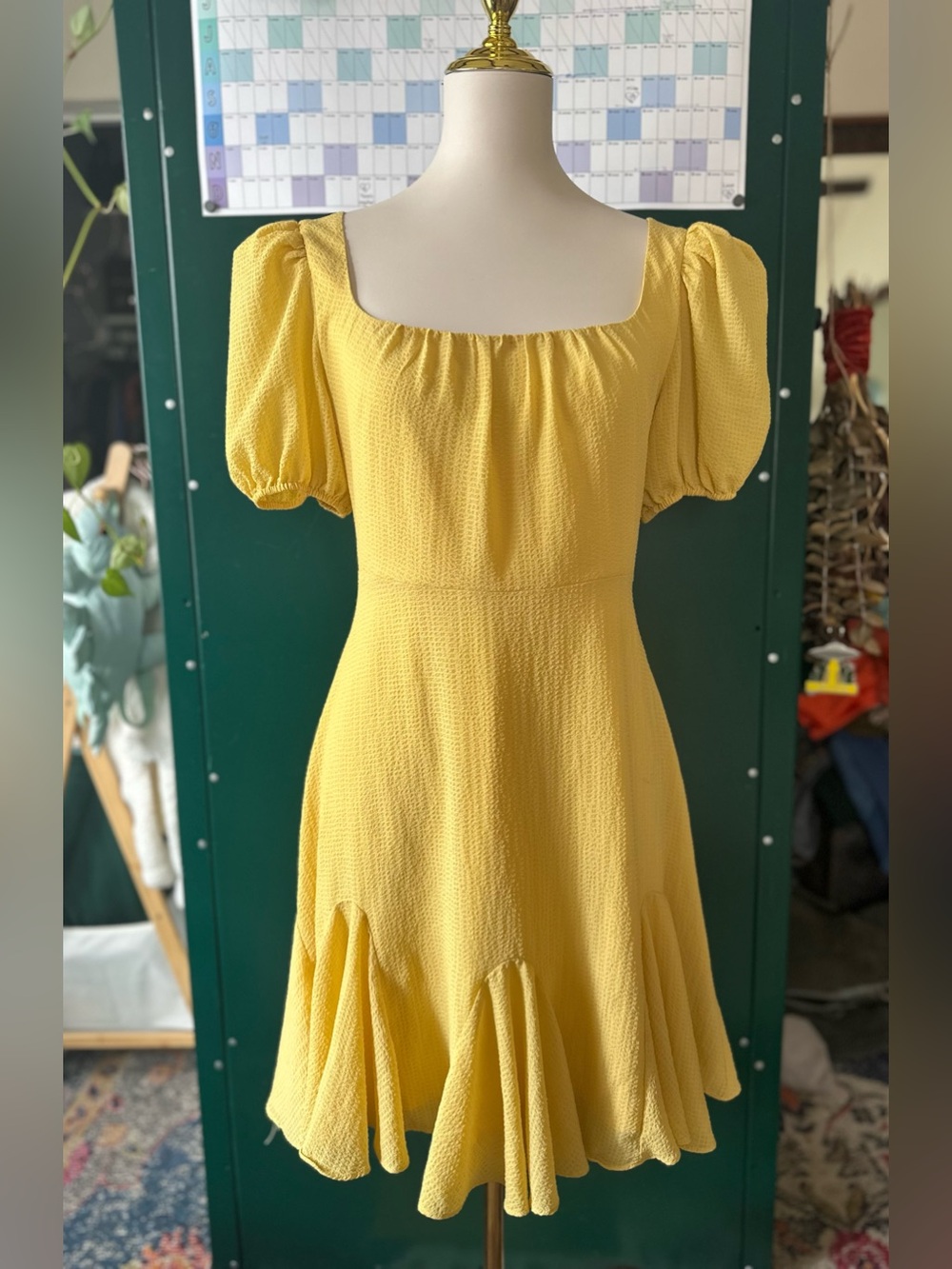 Astr Yellow Square-Neck Puff-Sleeve Midi Dress ruched